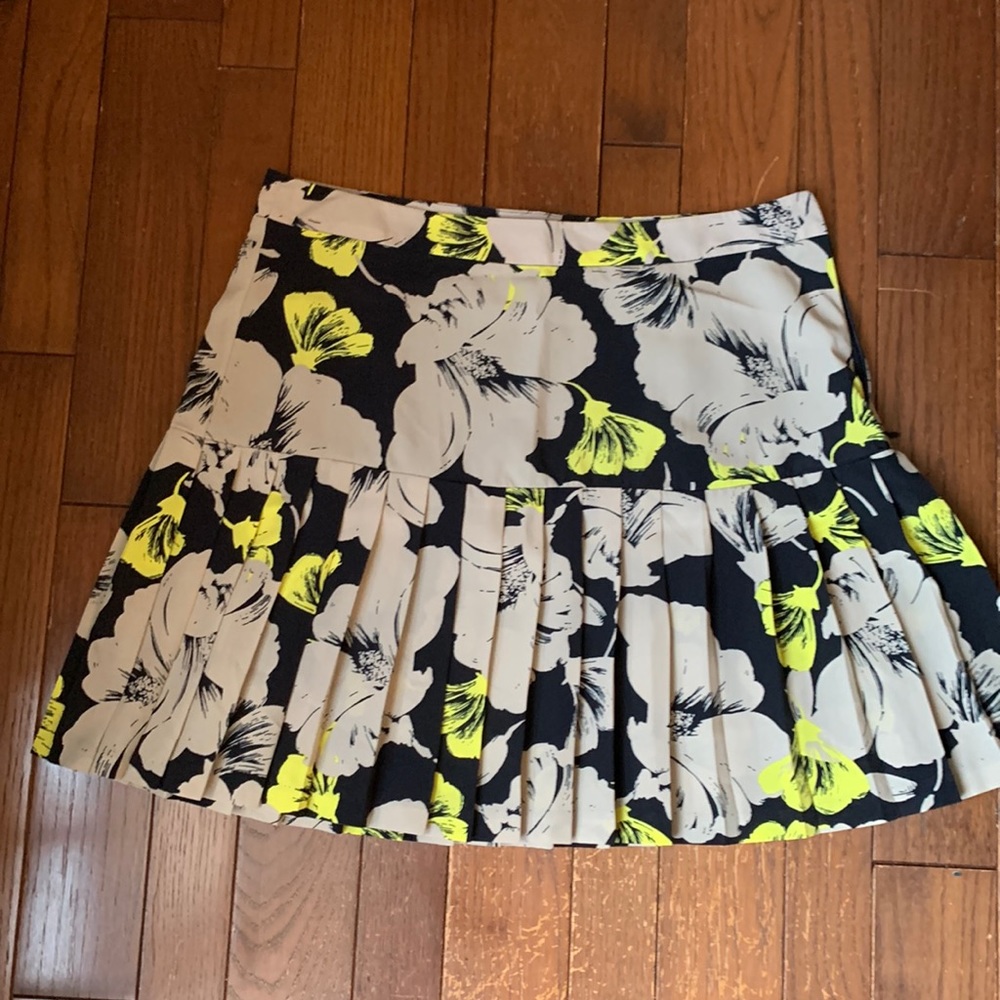 Cute Banana Republic skirt
